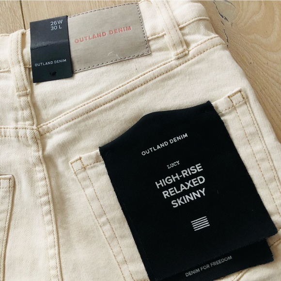 NWT Outland Denim Lucy Relaxed Skinny High Rise Jean Ecru Size 26/30 - Picture 13 of 15